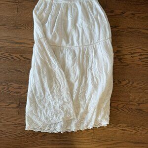 Millie white eyelet skirt small